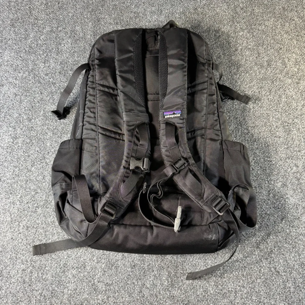 Patagonia Refugio 28L Backpack Black National Fish and Wildlife Foundation 47911